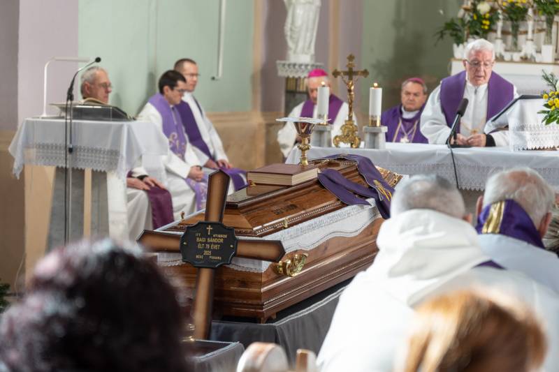 2025_11_10_bagi sandor temetes_29.jpg